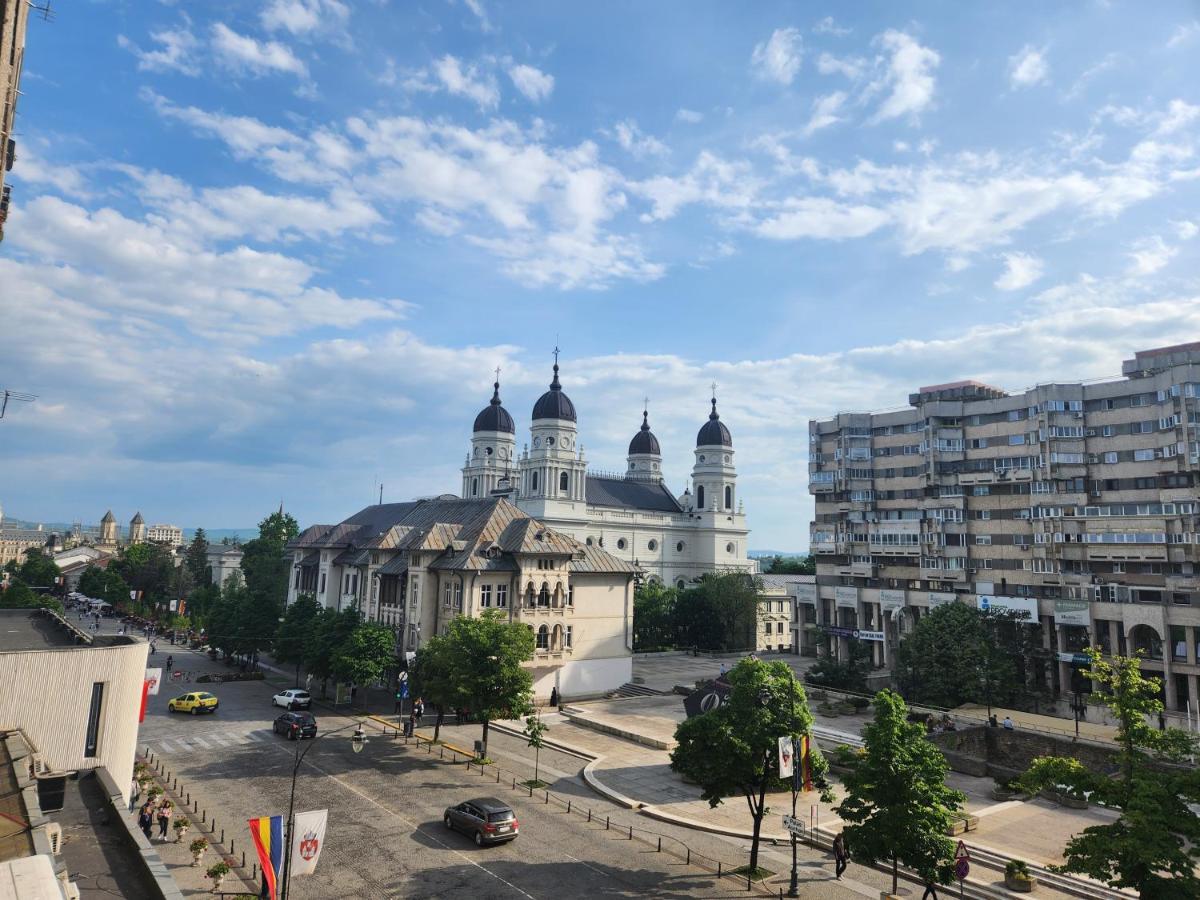 Stefan Cel Mare Boulevard Pedestrian Street Palas Яссы Экстерьер фото